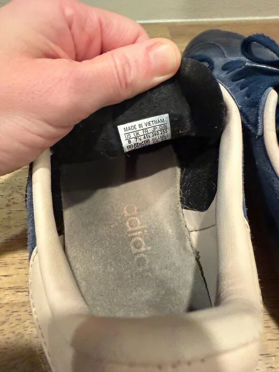 adidas Gazelle Navy Blue & Cream Sneakers Mens 8 / Womens 9.5 - Picture 6 of 8